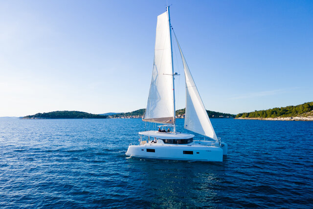Lagoon 42 - 3 + 2 cab. Serenity